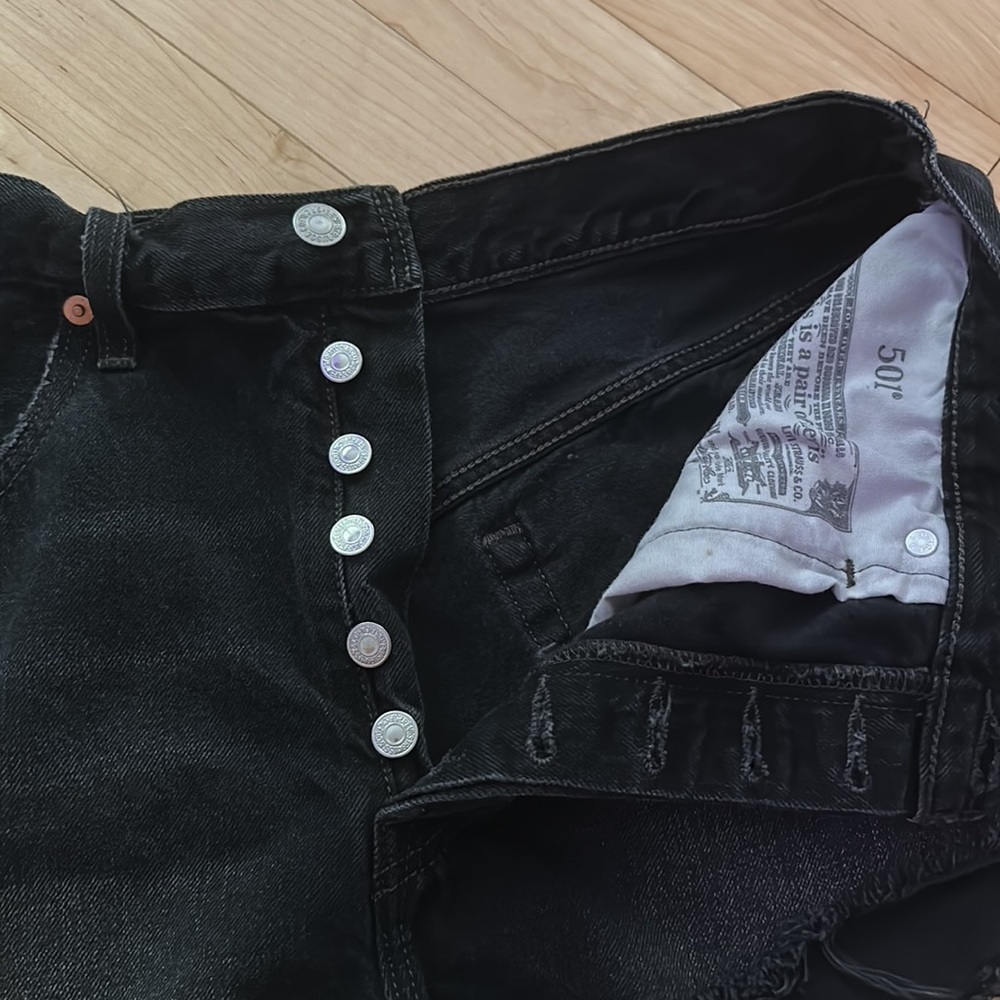 Levi’s 501 button fly black jean shorts - Picture 10 of 11